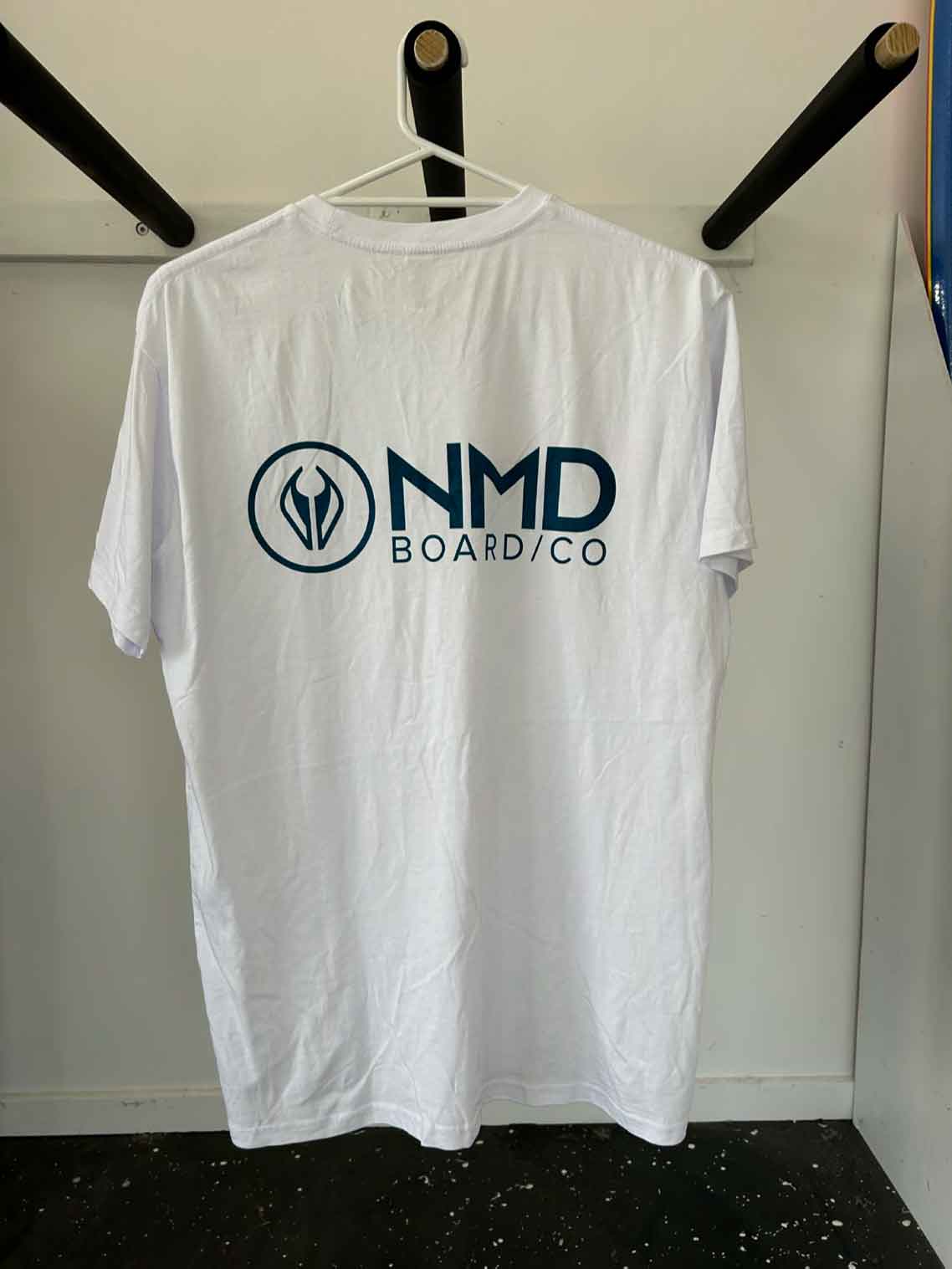 NMD Bodyboard Logo T-Shirt - Image 4